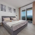 Ruby Rose Zadarvillas * Ražanac
