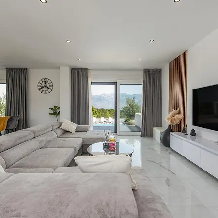 Ruby Rose Zadarvillas Villa *
