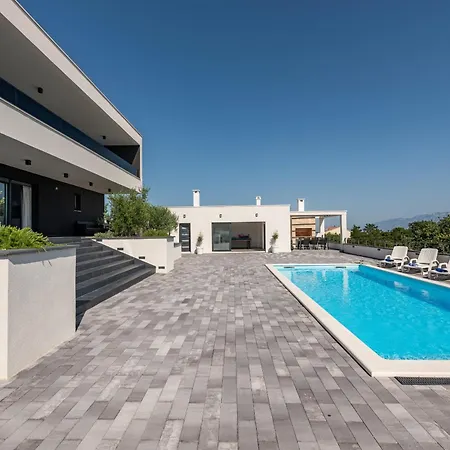 Ruby Rose Zadarvillas Вилла Ражанац