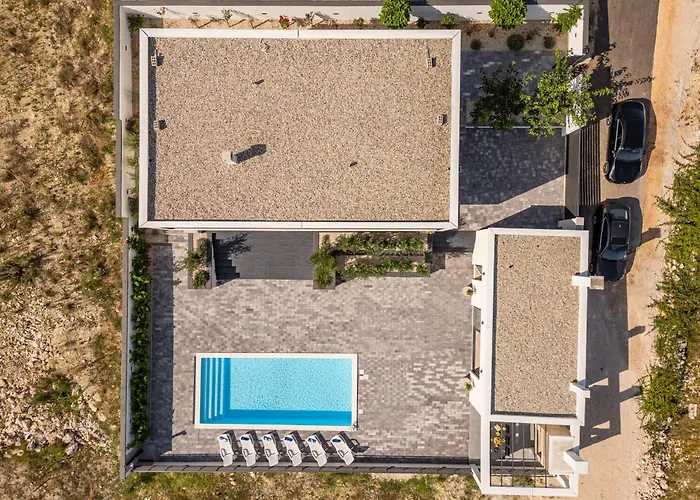 Ruby Rose Zadarvillas Villa