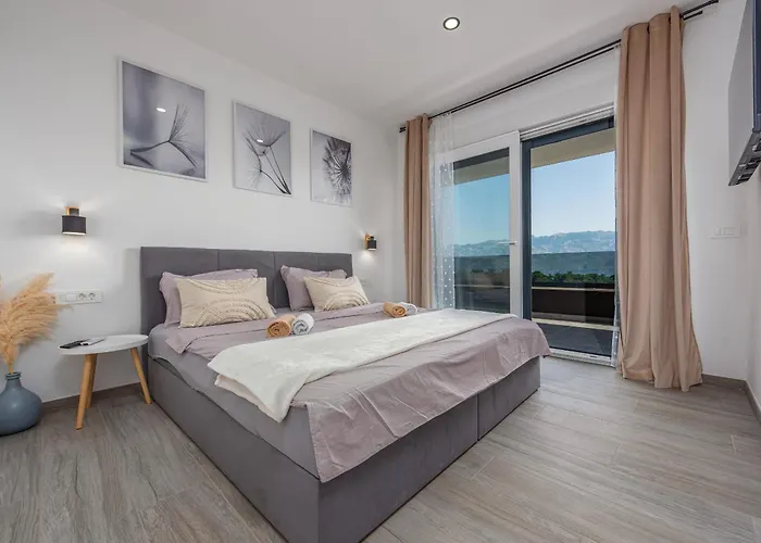 Ruby Rose Zadarvillas * Ražanac